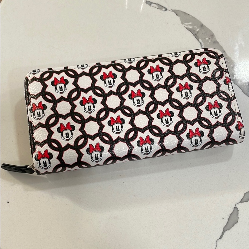 Disney Minnie Mouse Patterned Wallet